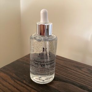 Kiehls Clearly Corrective Dark Spot Solution